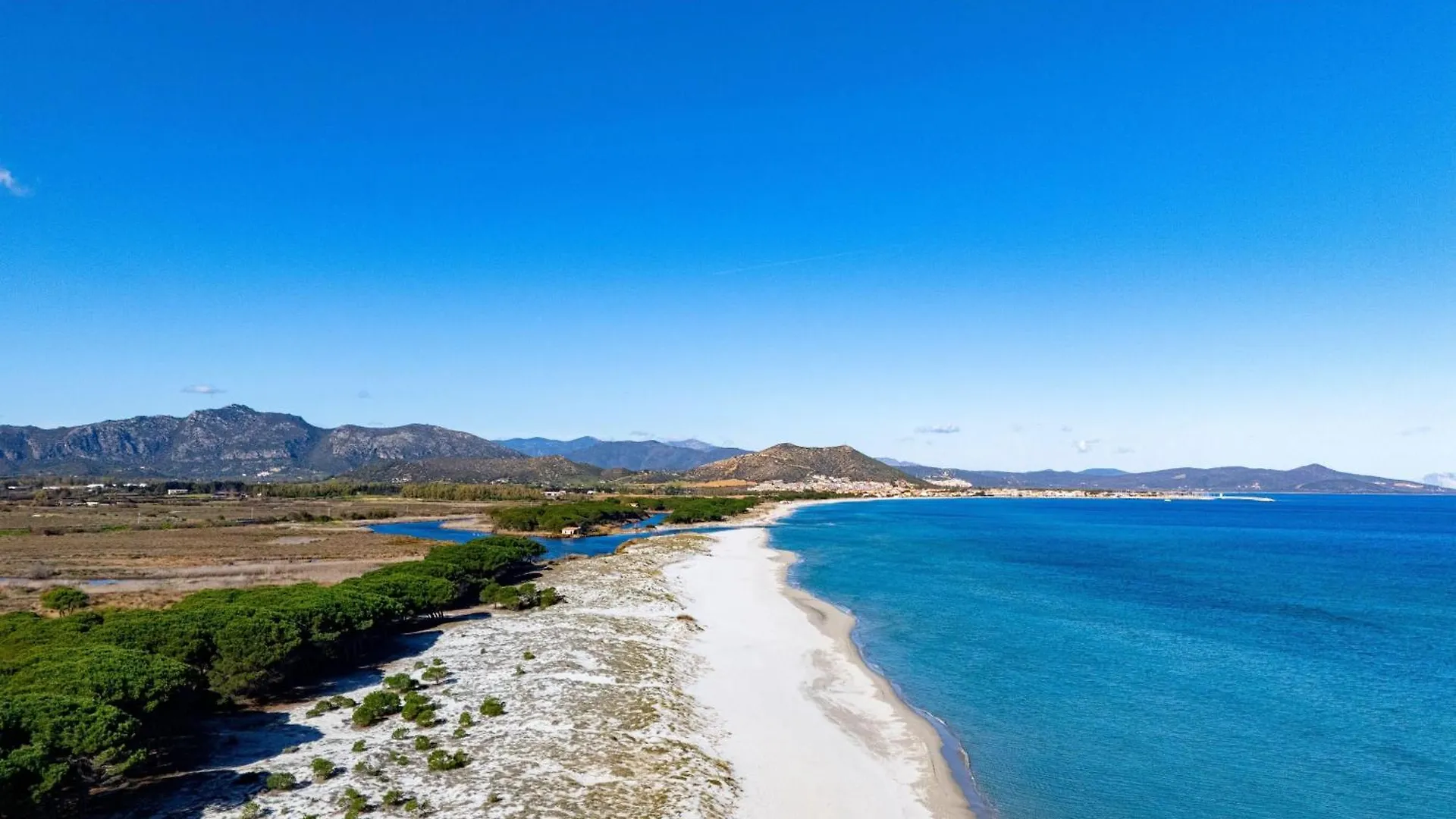 Holiday-House-Smeralda La Caletta