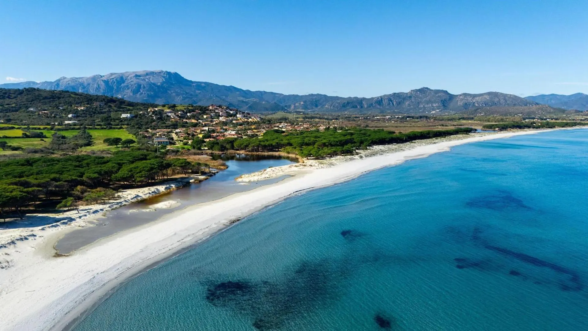 Holiday-House-Smeralda La Caletta 0*,